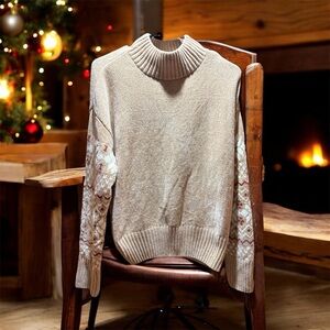Christian Siriano Cream Sweater with Patterned Sleeves